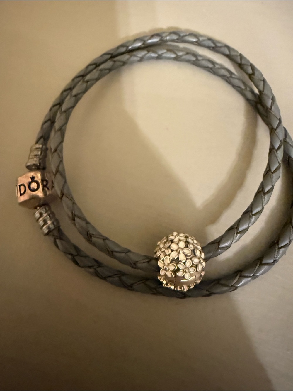 Pandora Darling Daisy Meadow Clip 791494EN12 Double Grey Leather Bracelet NWOT